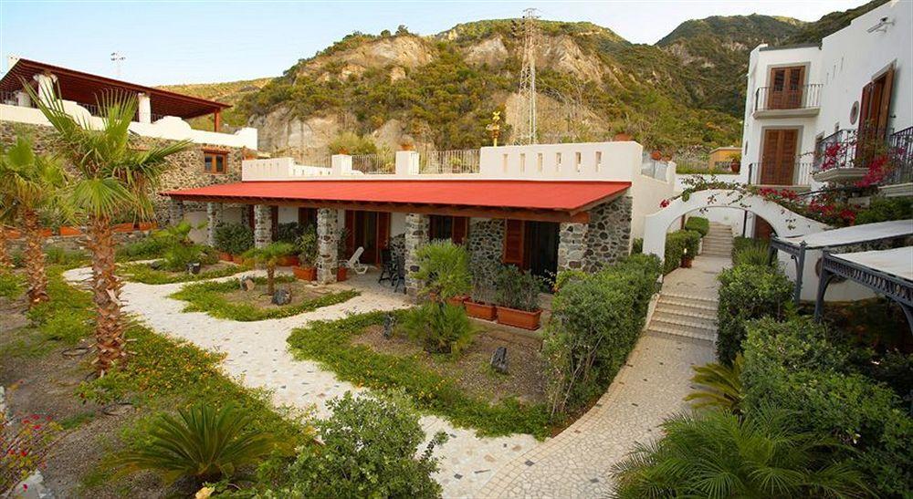 Hotel Residence Acquacalda Lipari  Exterior foto