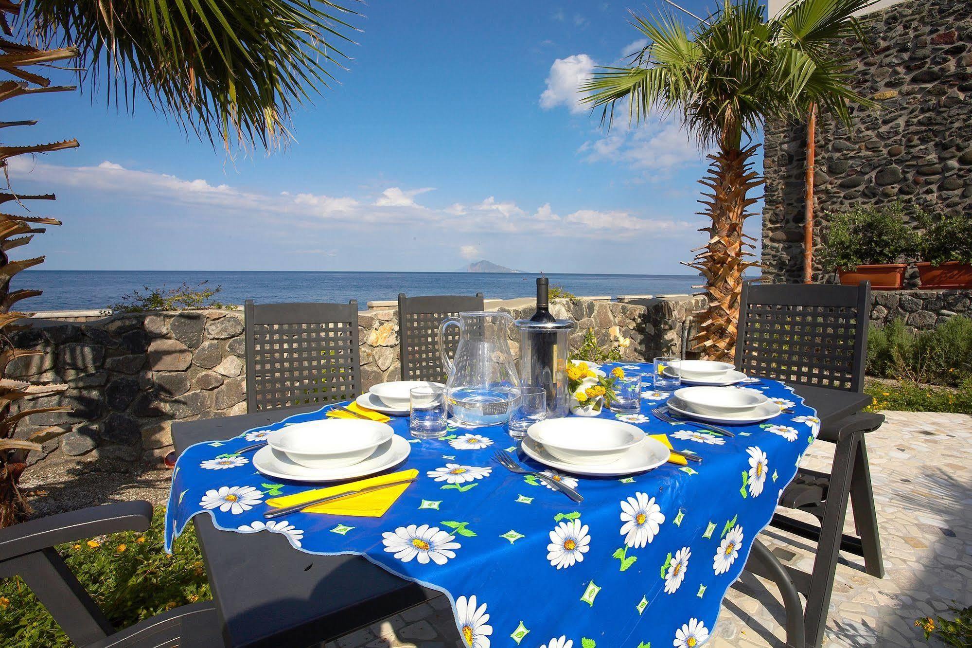 Hotel Residence Acquacalda Lipari  Exterior foto